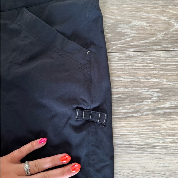 Black Under Armour Golf Bermuda shorts - Picture 3 of 8